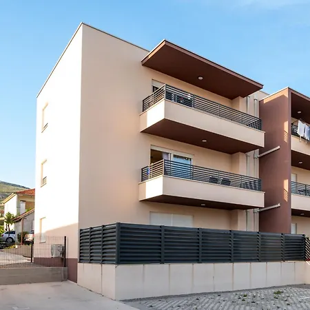 Apartment Ivi Trogir Exterior photo