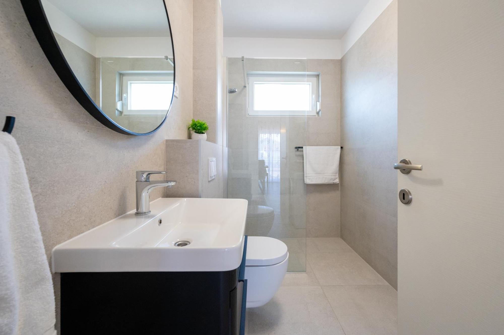 Ivi Apartment *
